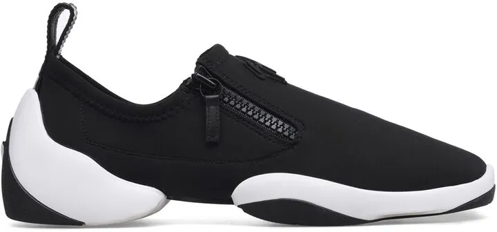 Light Jump LT1 sneakers