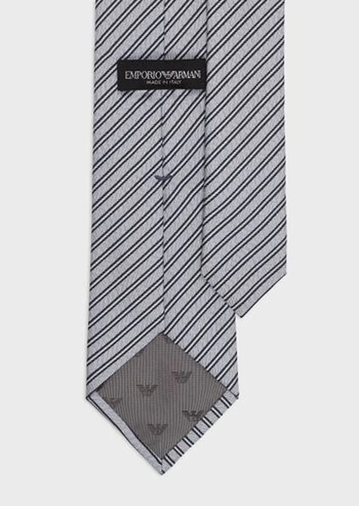 Striped jacquard pure silk tie