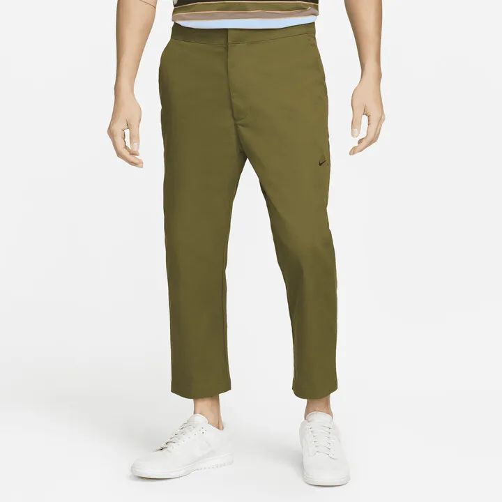 Men's Nike Sportswear Style Essentials Unlined Cropped Pants in Green