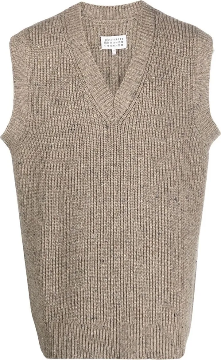 V-neck knitted vest