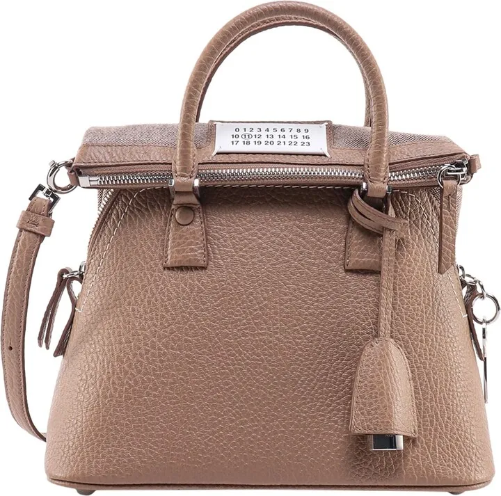 Top Zip Tote
