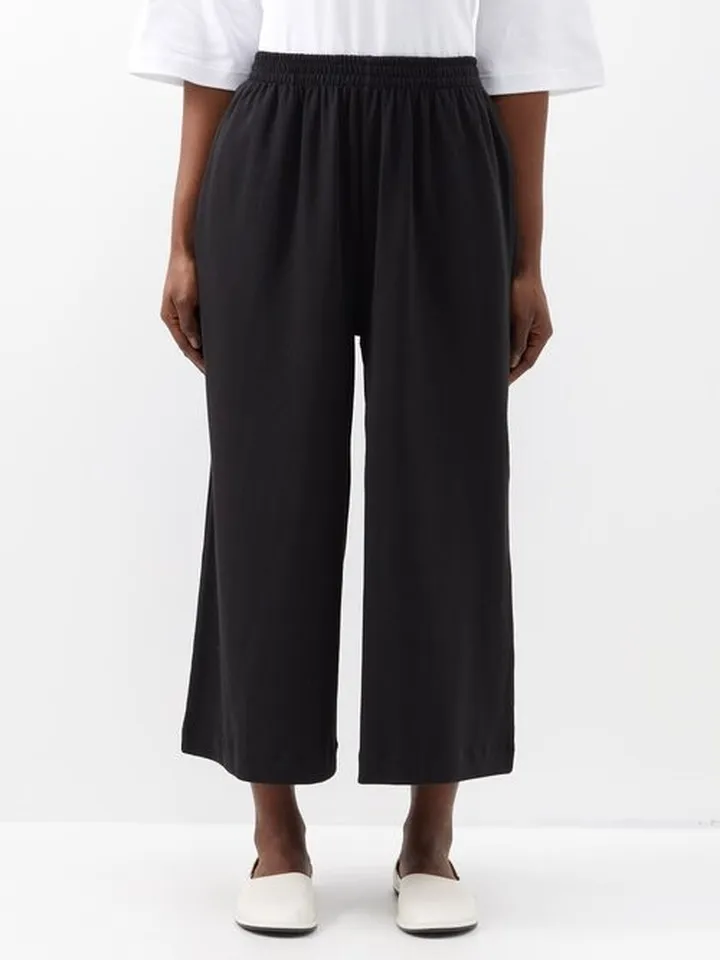 Elasticated-waist Cropped Cotton Trousers