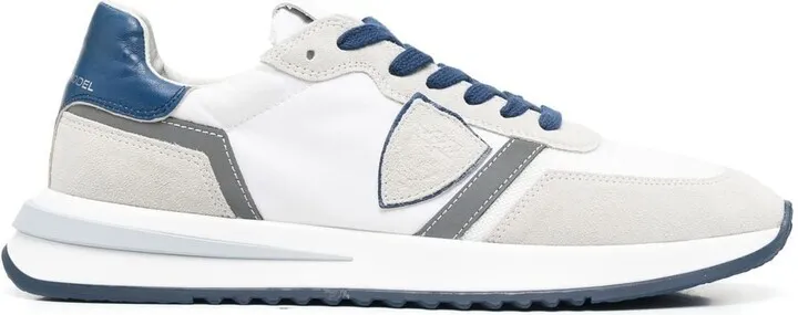 Low-Top Sneakers