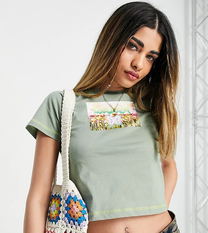 COLLUSION graphic shrunken t-shirt in khaki