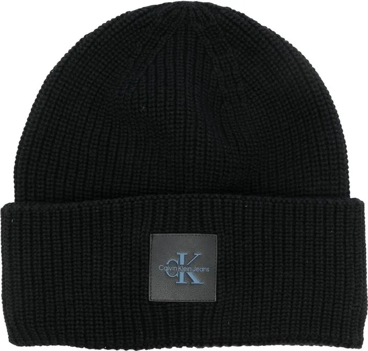 Logo-Patch Ribbed-Knit Beanie