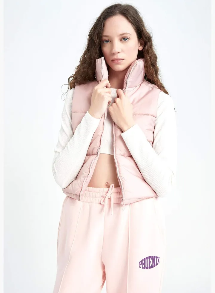 Woman Slim Fit Outer Wear Vest