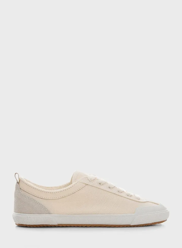 Bolu Low-Top Sneakers
