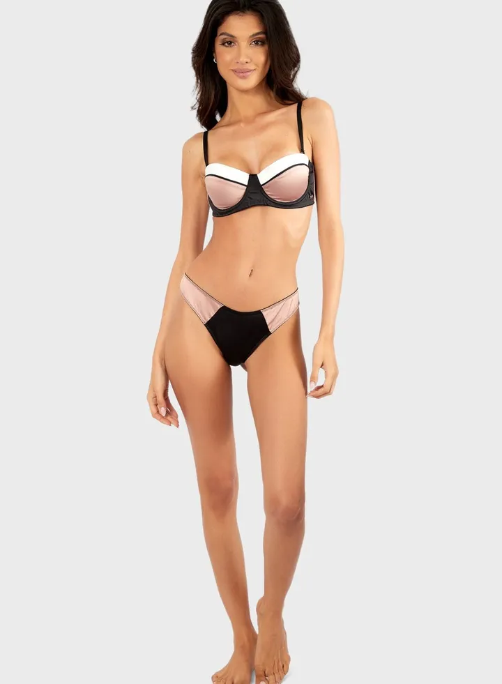 Contrast Detail Push Up Bra