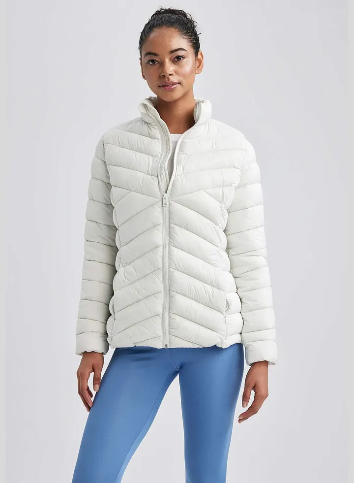 Woman Slim Fit Jacket