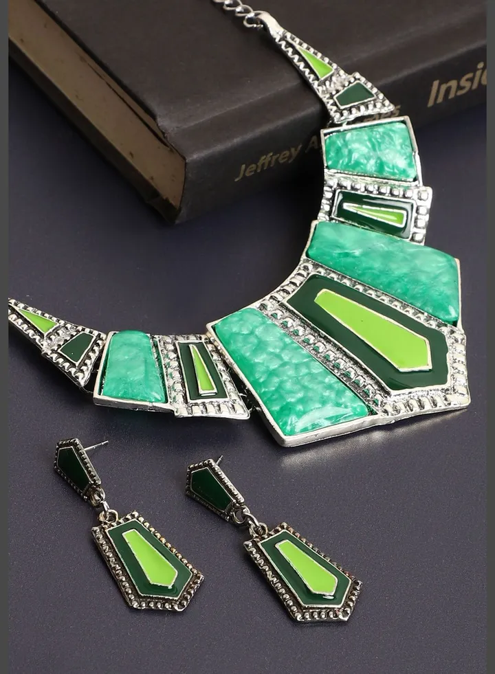 Silver Plated Designer Stone Necklace and Earring Set