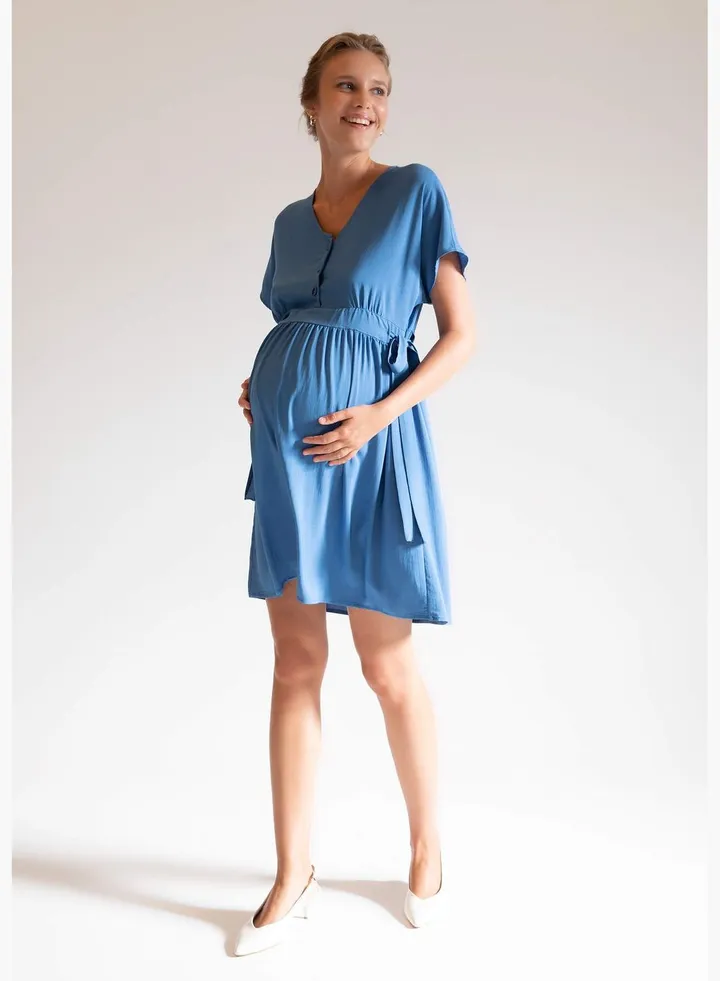 Woman Regular Fit Sleeveless Maternity Dress