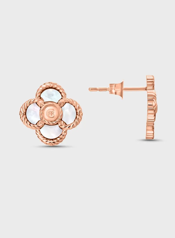 Flower Detailed Stud Earrings