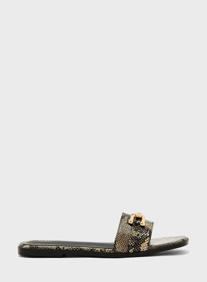 Chain Detail Flat Sandal