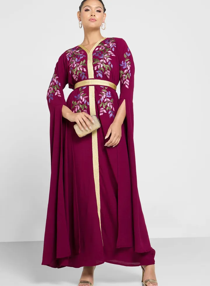 Embroidered Flared Sleeve Jalabiya