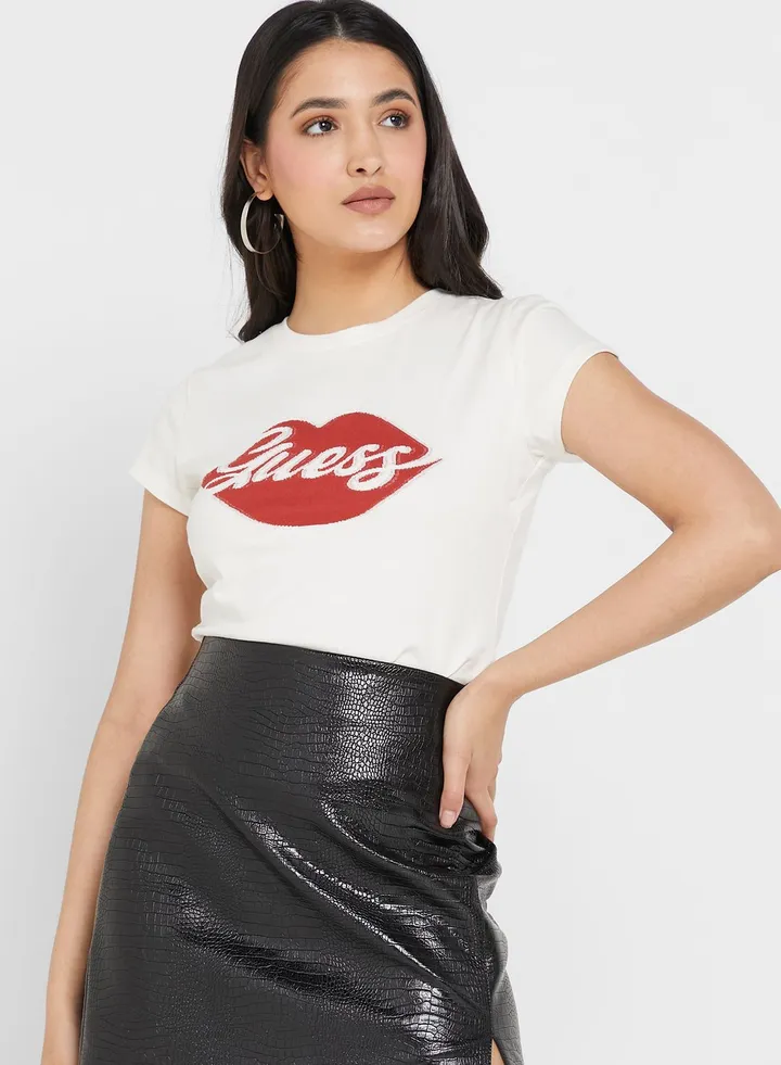 Round Neck Graphic T-Shirt