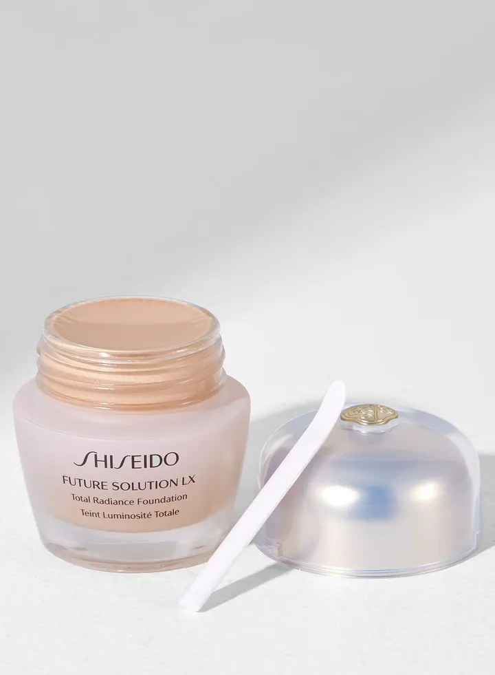 Total Radiance Foundation - Neutral 4