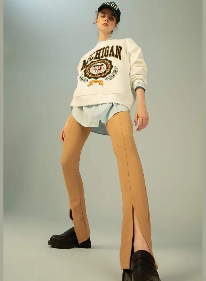 Woman Legging Fit Woven Bottom Leggings