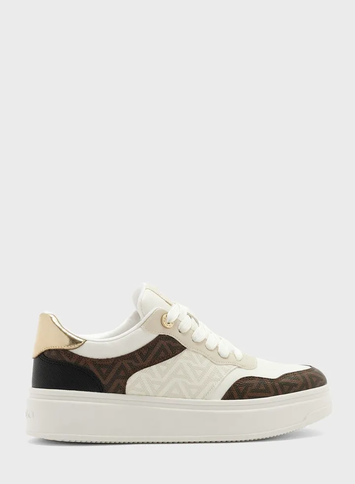 Sclub Low Top Sneakers