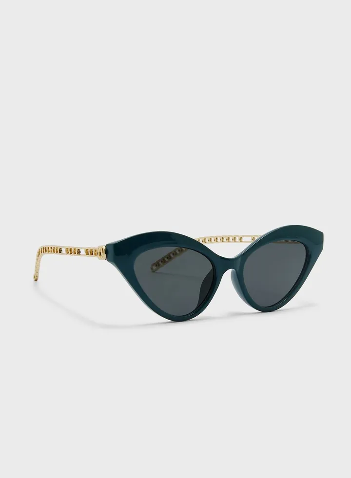 Chain Arm Cat Eye Sunglasses