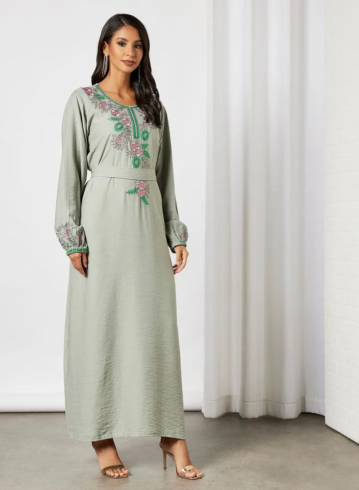 Jalabiya With Floral Embroidery In Garterised Sleeves With Belt