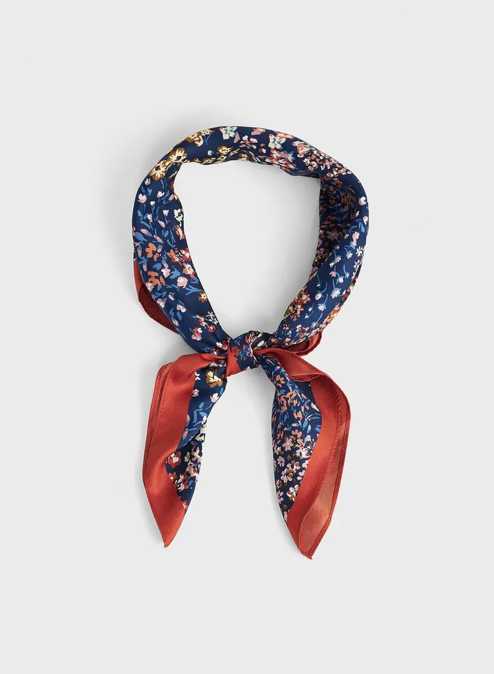 Sabela Scarf