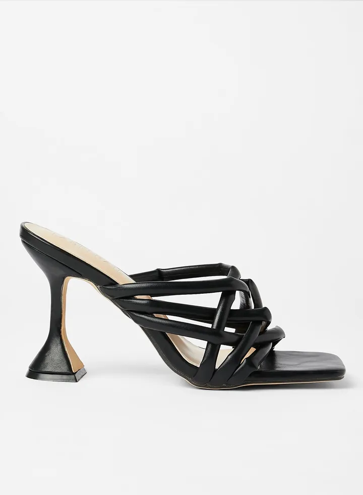 Padded Strappy Sands Black
