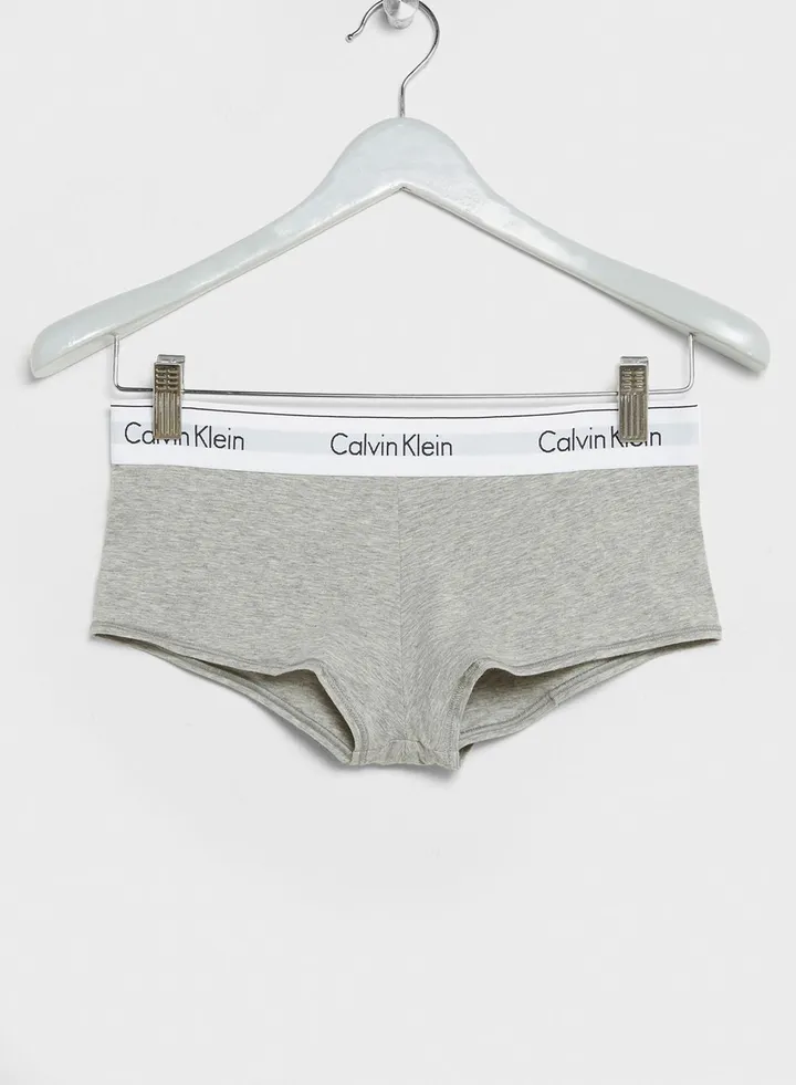 Logo Brief