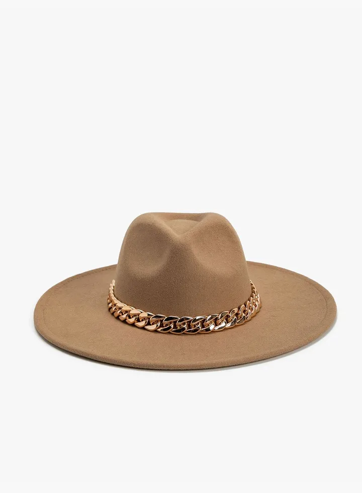 Fedora Hat Metal Chain Detail