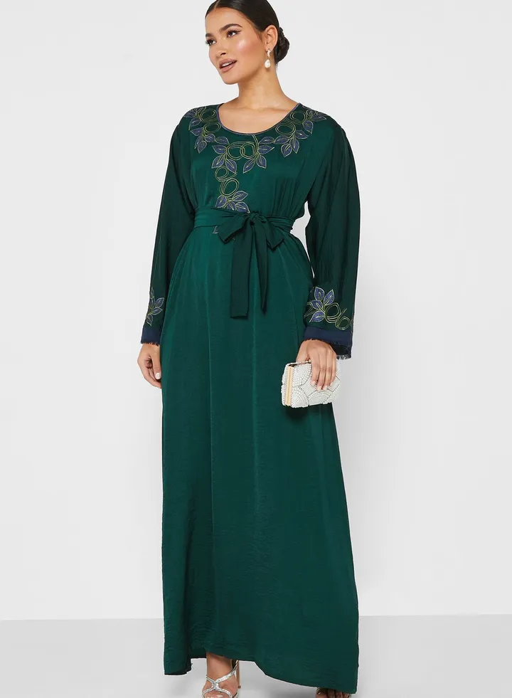 Embroidered Belted Jalabiya