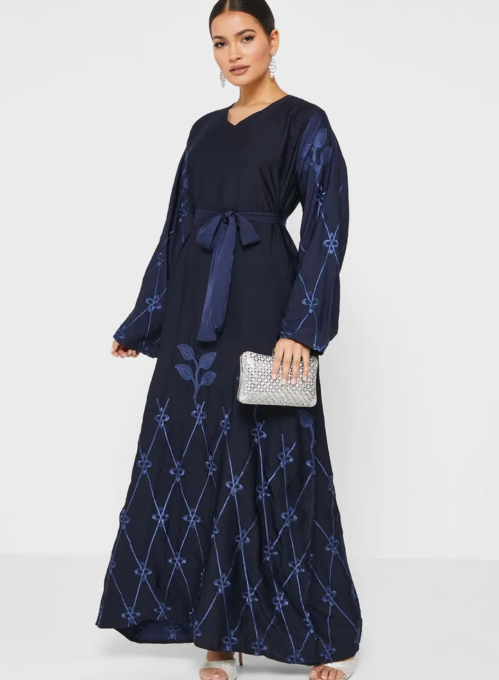 Embroidered Belted Jalabiya