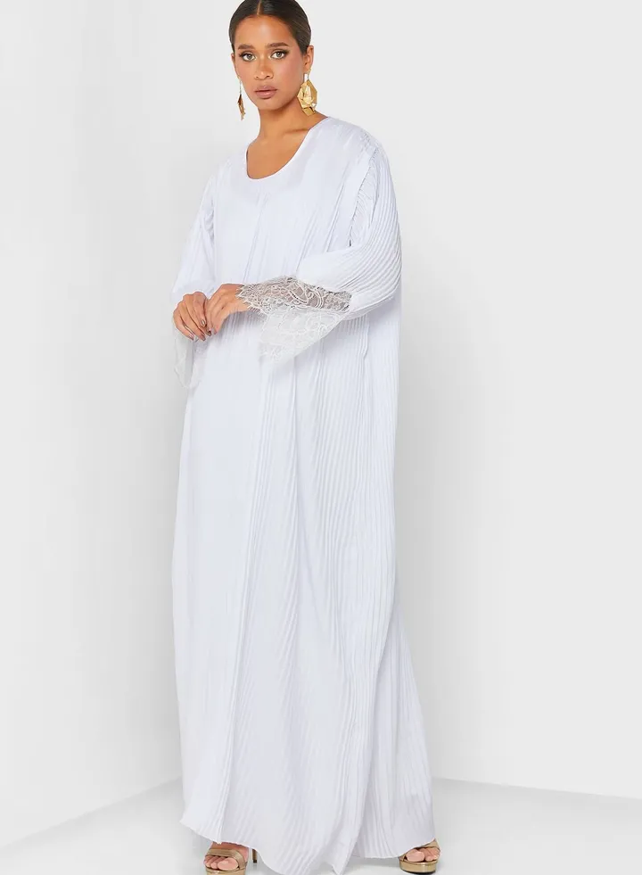 Pleated Detail Abaya