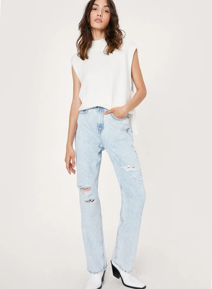 Ripped Straight Jeans