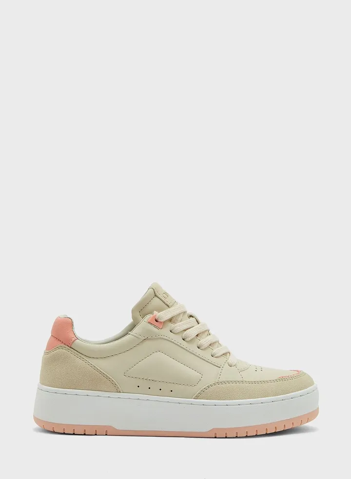 Saphire-1 Low Top Sneakers