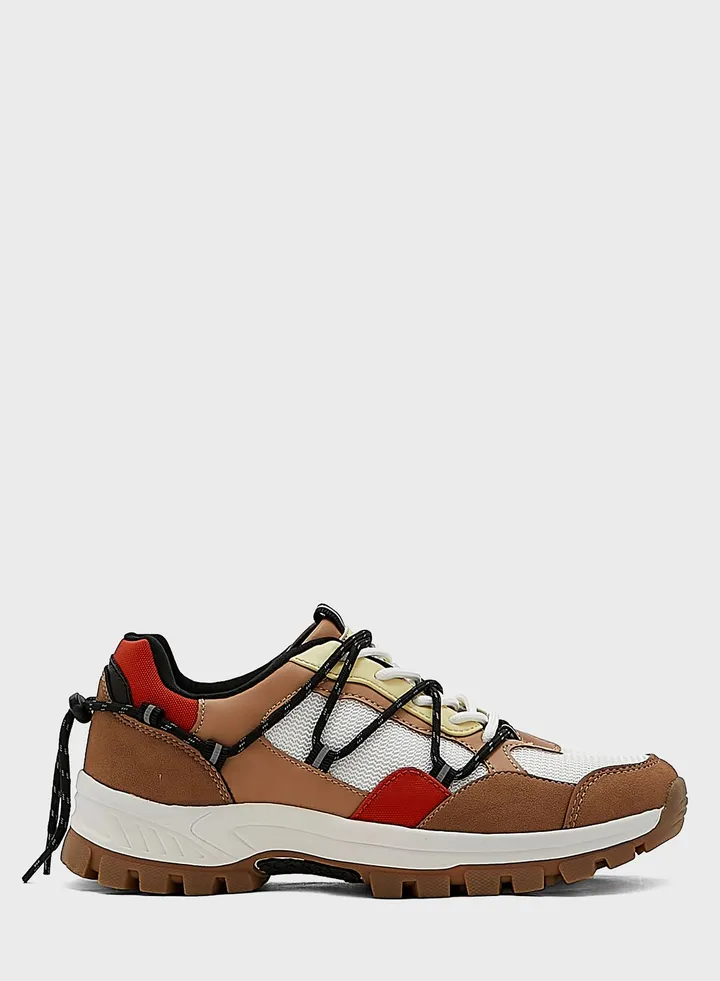 Casual Low Top Sneakers
