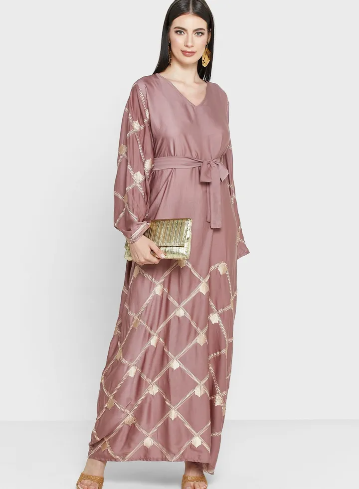Embroidered Belted Jalabiya