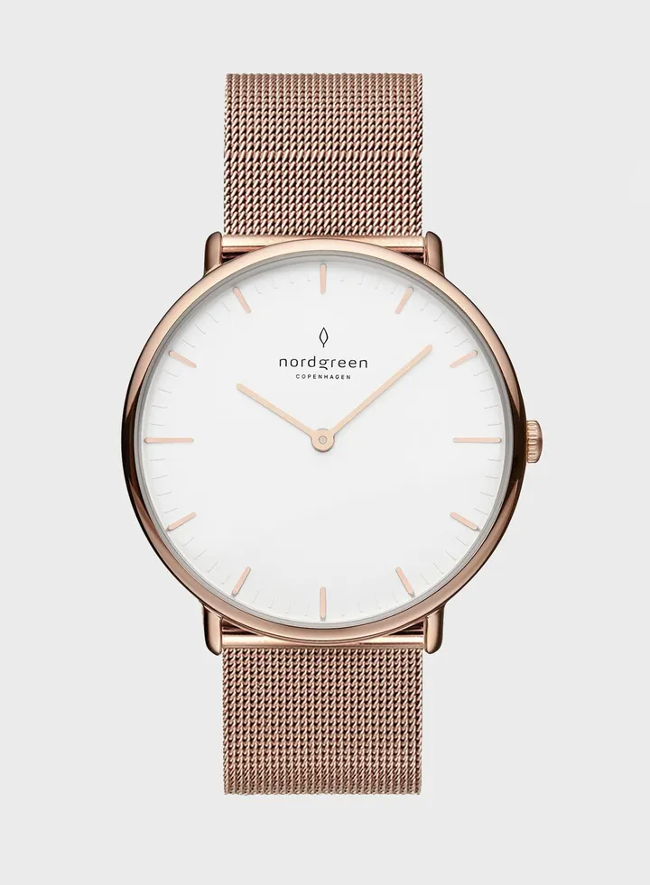 Casual Round Analog Watch