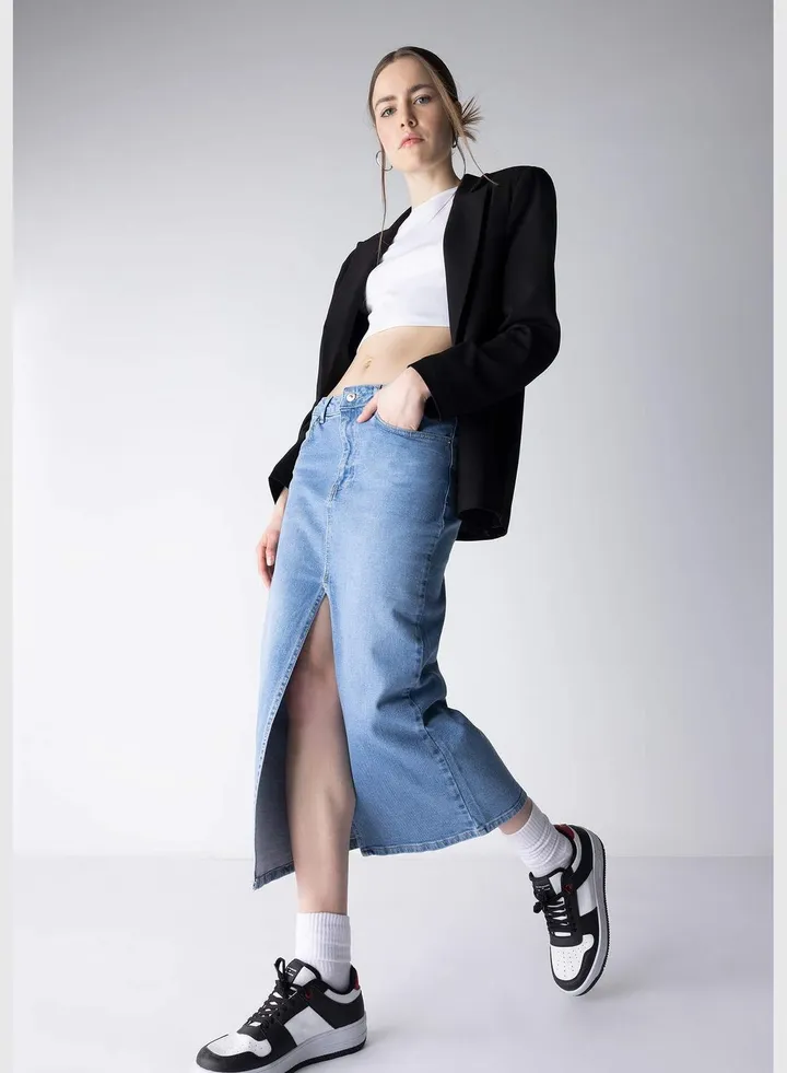 Woman Denim Skirt