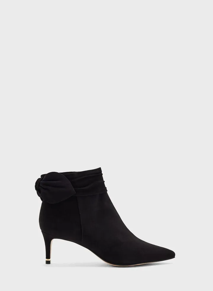 Yona Ankle Boots