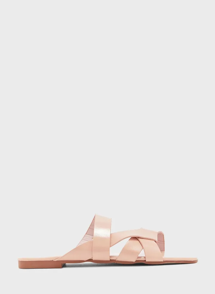 Criss Cross Detail Flat Sandalpink