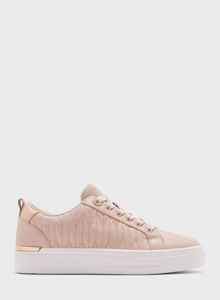 Appier Low Top Sneakers