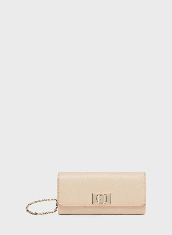 Chain Detailed Purse