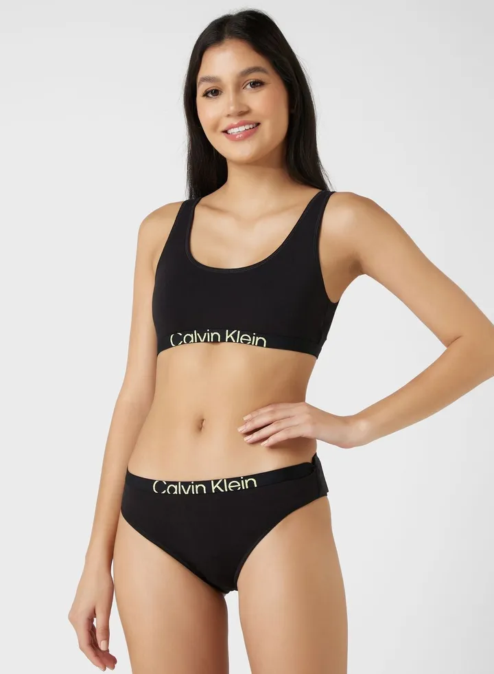 Logo Band Brief