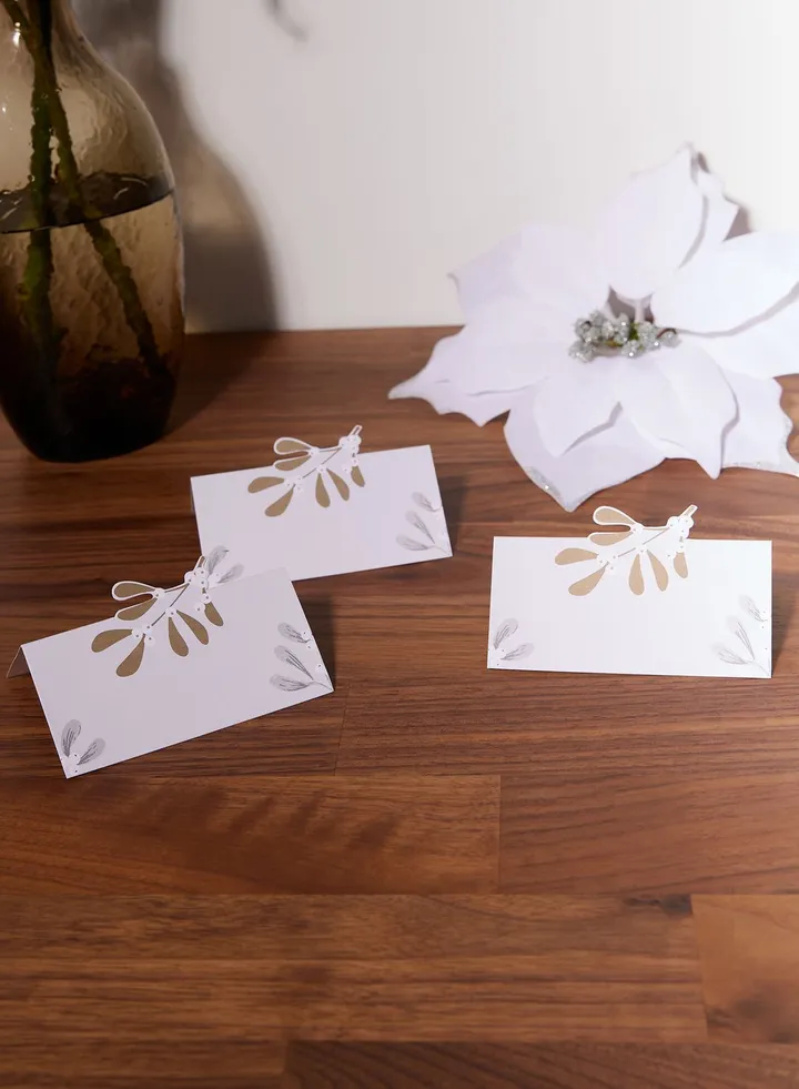 Botanical Mistletoe Placecards 12 Pack