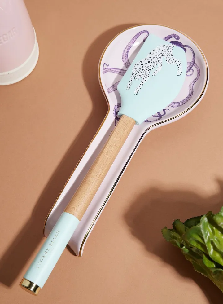 Yvonne Ellen Spoon Rest