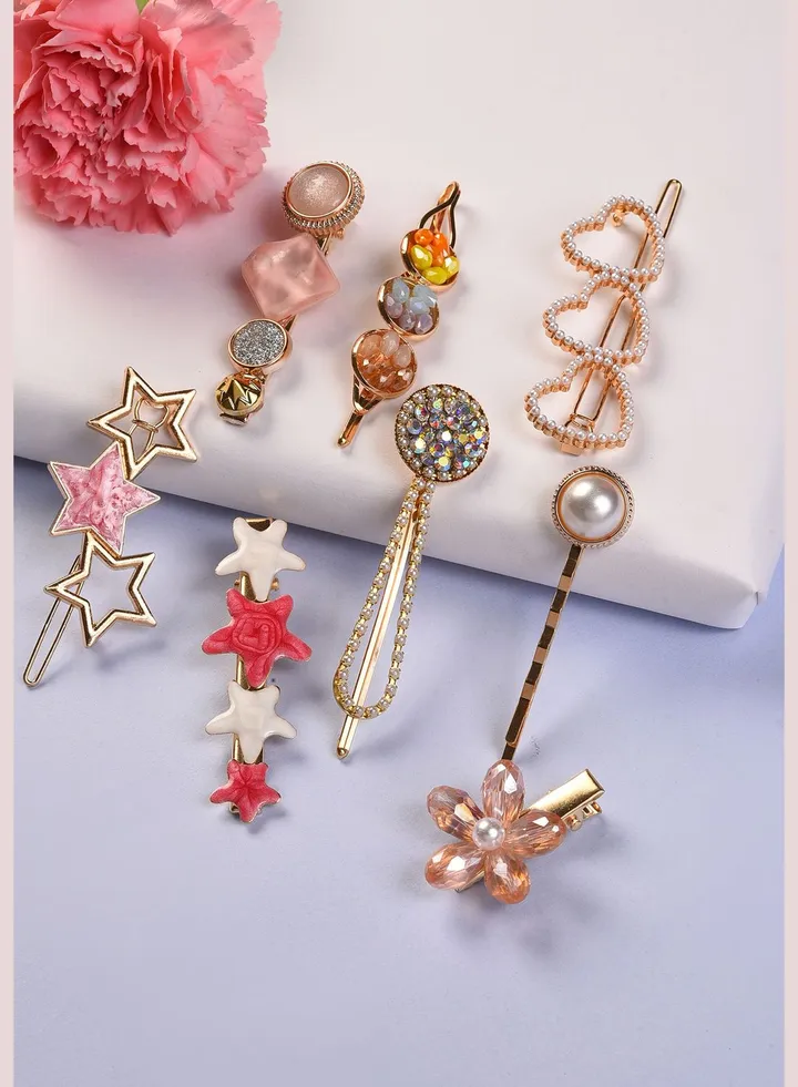 Pack of 7 Gold Plated Pearls Hair Pin