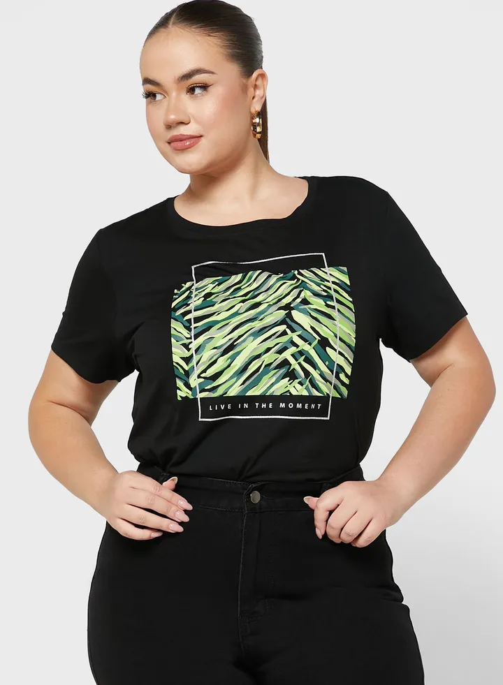 Round Neck Graphic T-Shirt