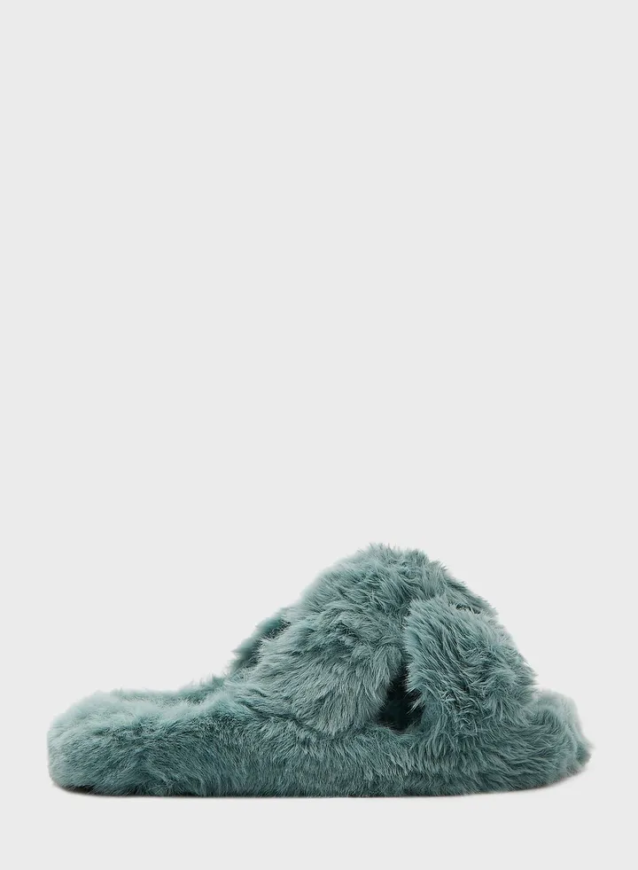 Crossover Fluffy Bedroom Slipper