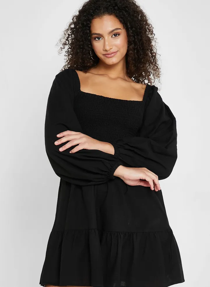 Ruffle Detail Puff Sleeve Dress