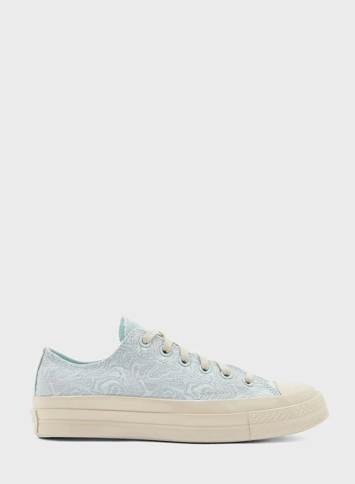 Chuck 70