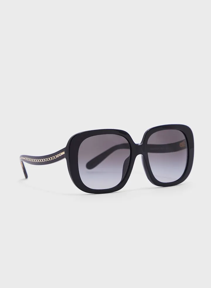 0Hc8323U Oversized Sunglasses